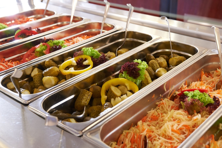 Buffet mit Salate Buffet mit Salate